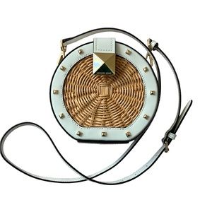 $10 AUCTION START!!!Michael Kors cross body bag